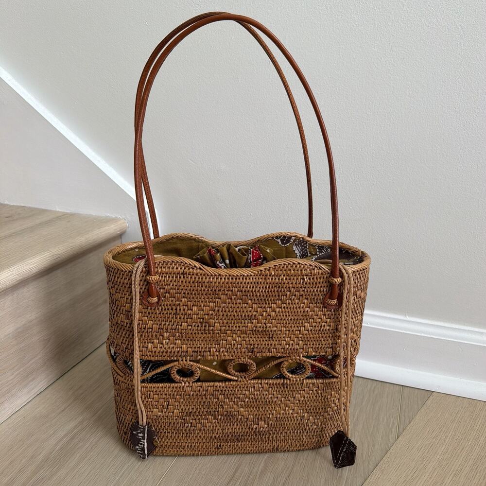 Hand-woven Bali Rattan Shoulder Ata Bag Drawstring Straw Natural